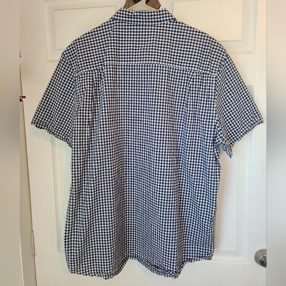 St. John's Bay Men's Comfort Flex Button Down Shirt, Size: XL - Picture 9 of 10